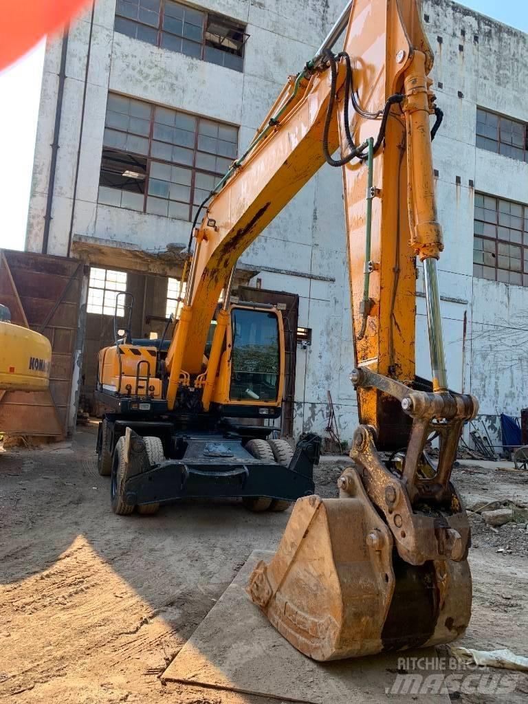 Hyundai R210W-9 Bagri na kolesih