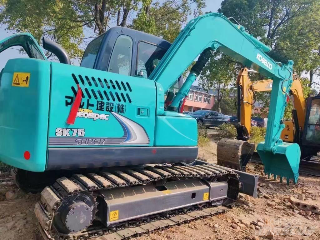 Kobelco SK 75 Midi bagri 7t – 12t