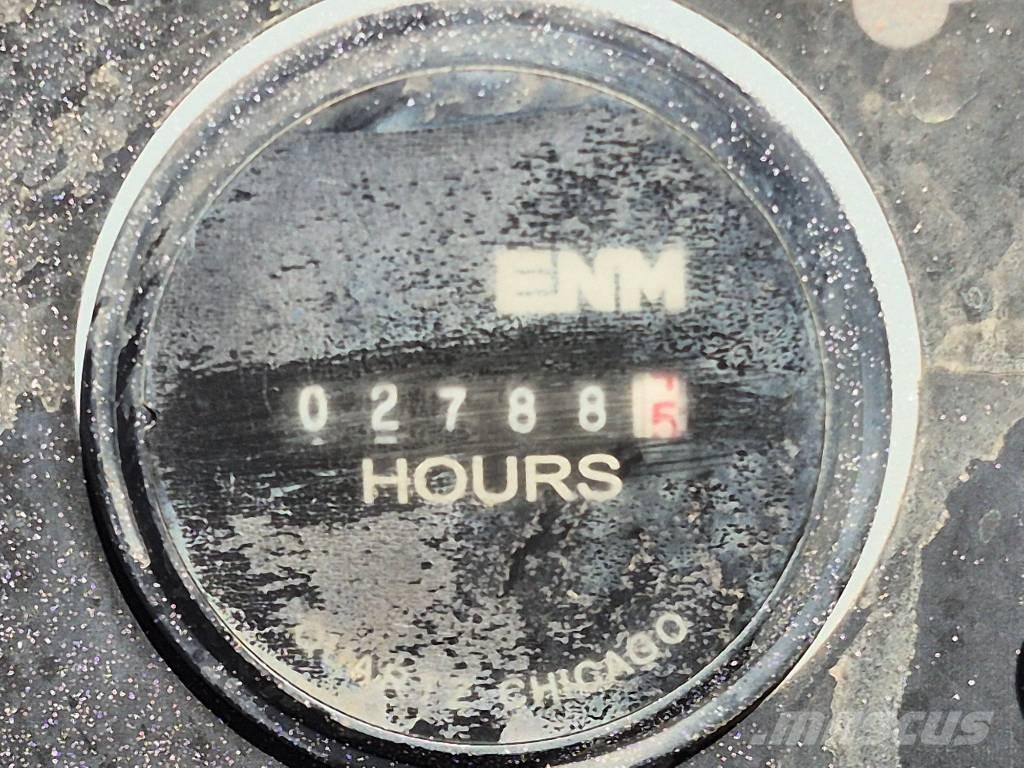 MEC 60J Zglobne dvižne ploščadi