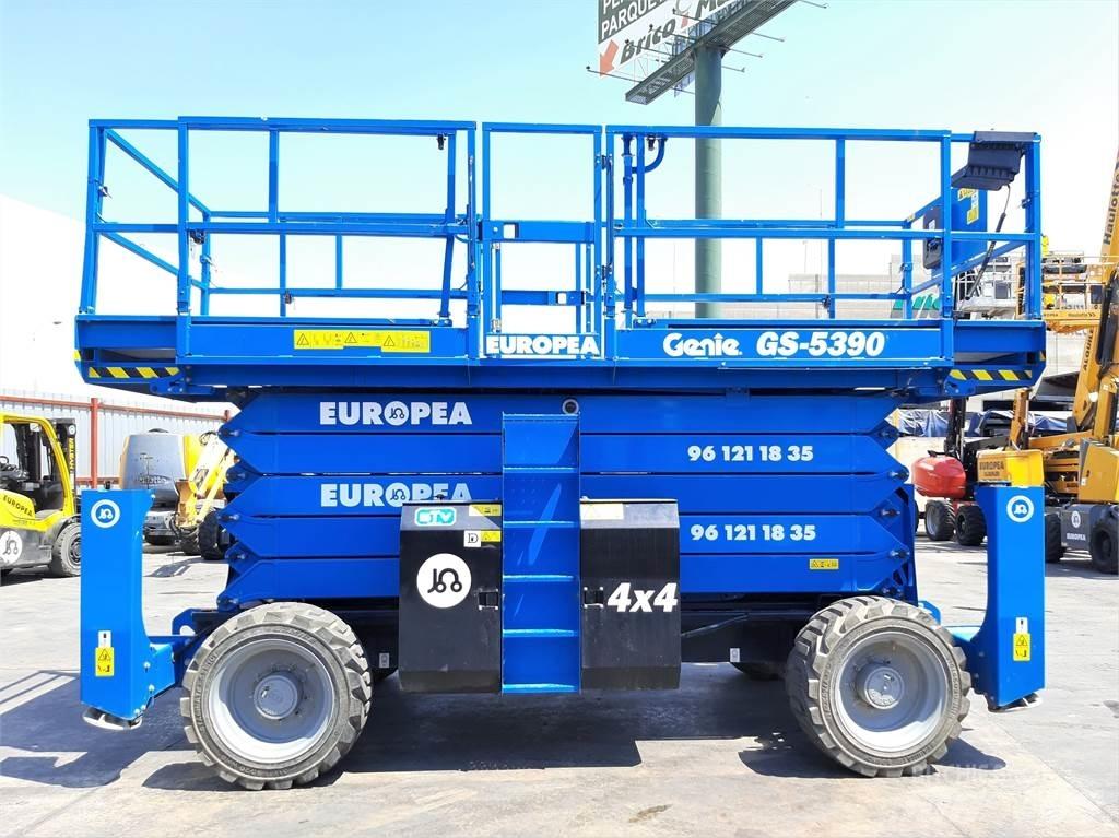 Genie GS5390RT Škarjaste dvižne ploščadi