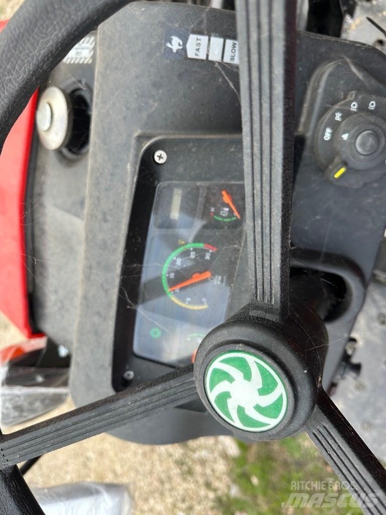  FIELDTRACK 180D Traktorji