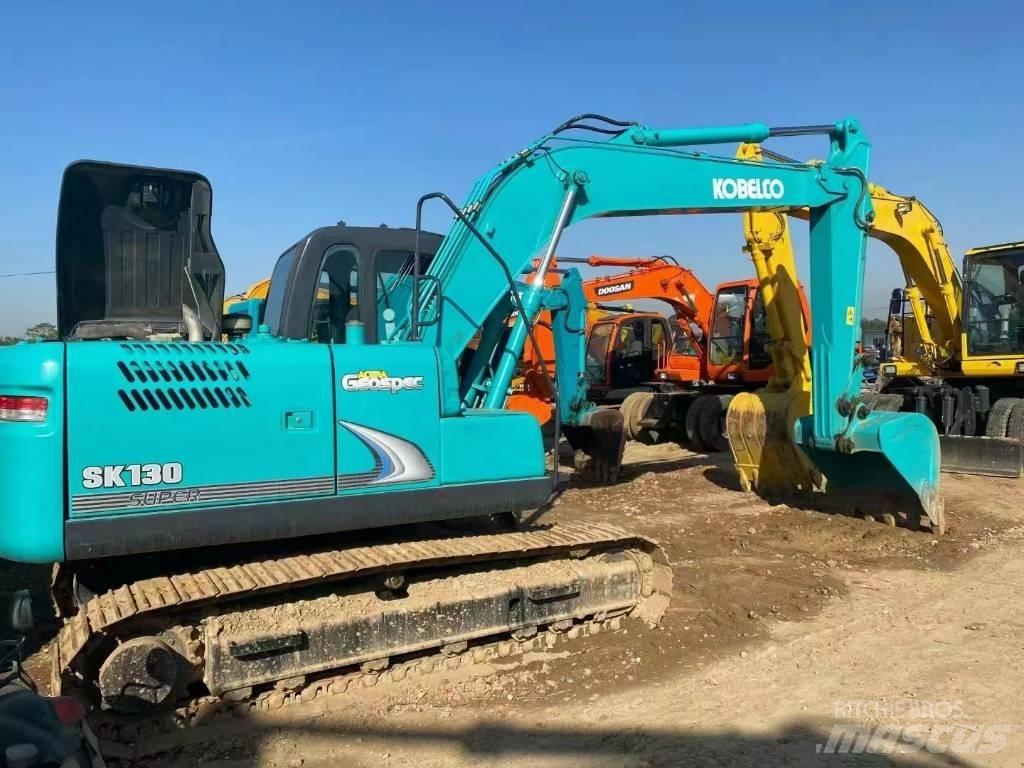 Kobelco SK 130 Bagri goseničarji