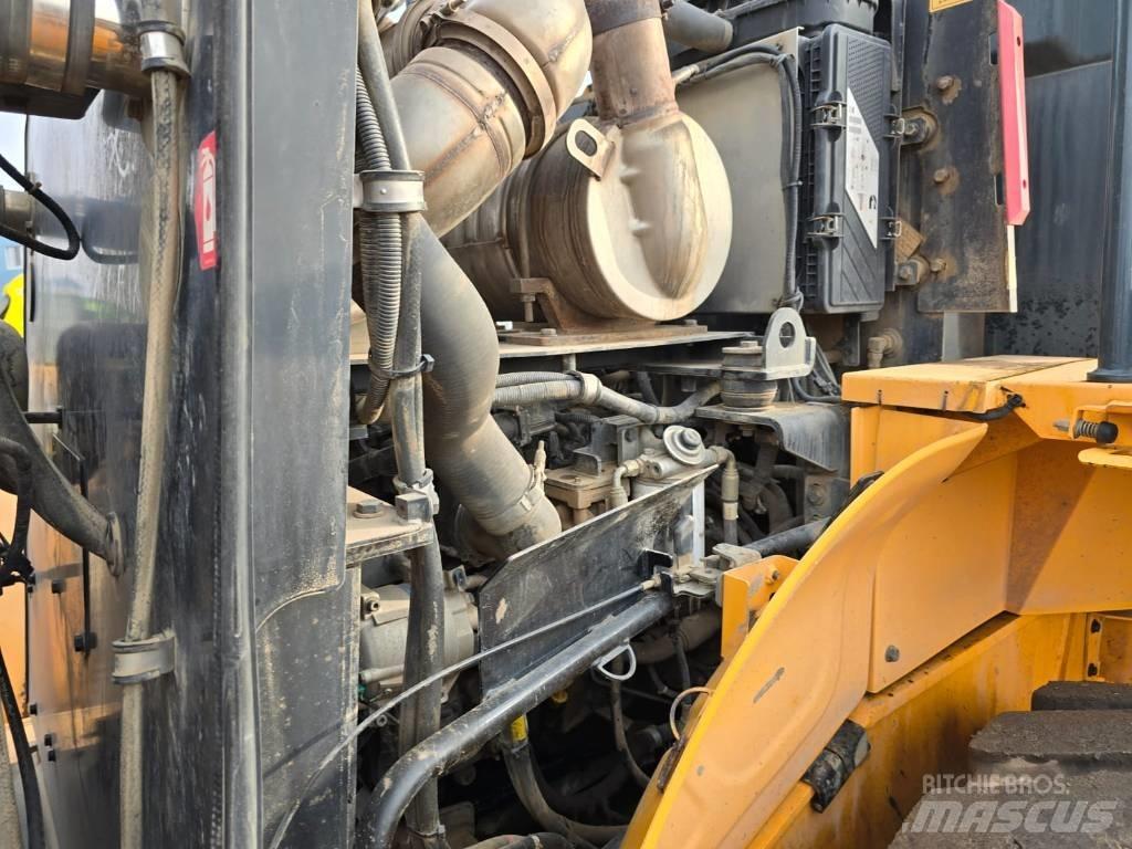 Hyundai HL 960 Kolesni nakladalci