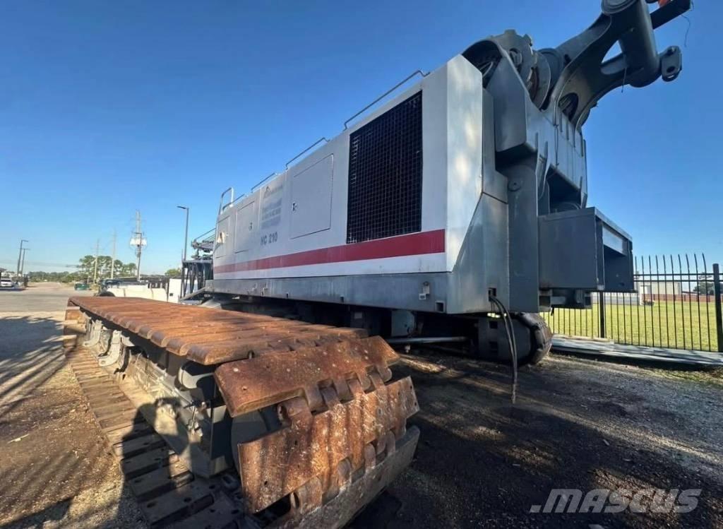 Terex HC210 Dvigala na gosenicah