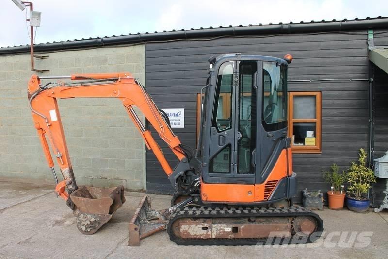 Hitachi ZX 30 U Mini bagri <7t