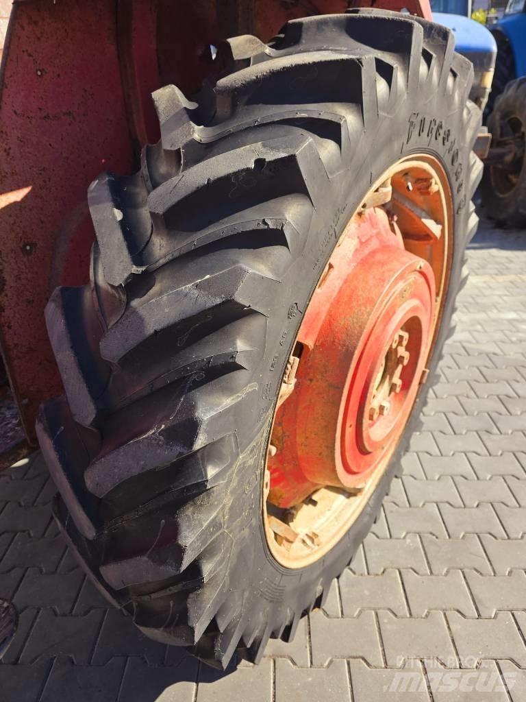 Massey Ferguson 178 Traktorji