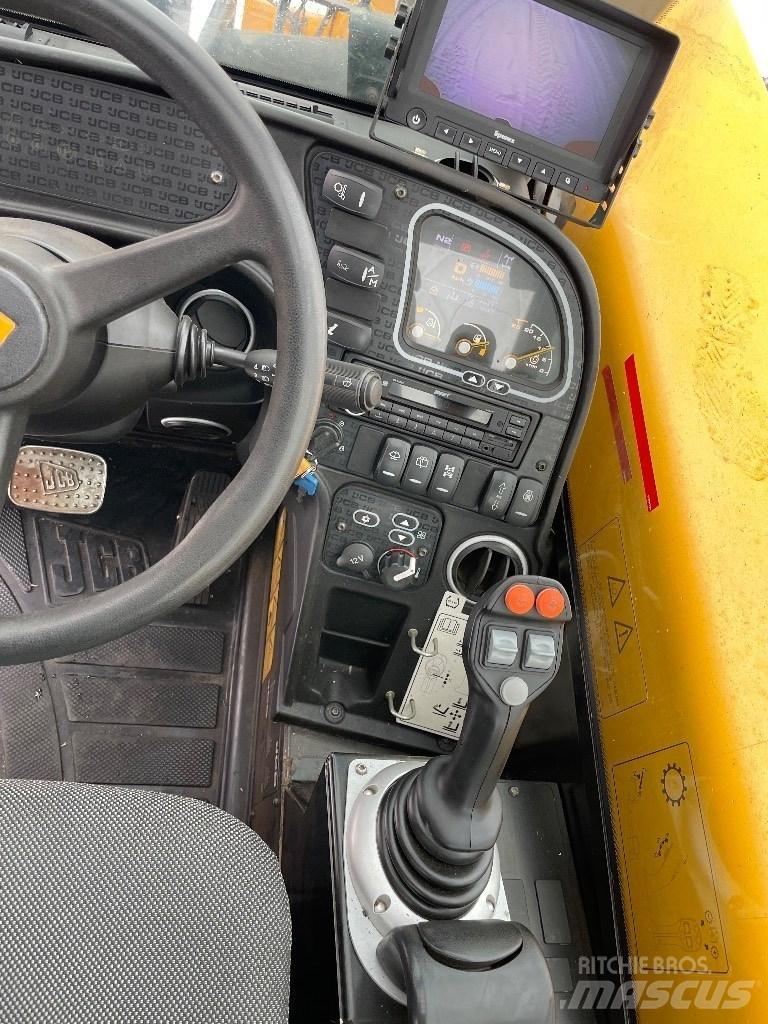 JCB 560-80 AGRI PLUS Kmetijski teleskopski nakladalci