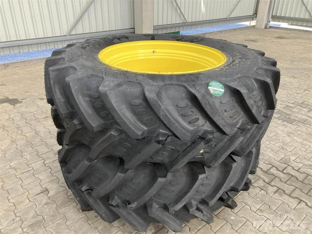 BKT 520/85R38 Gume, kolesa in platišča