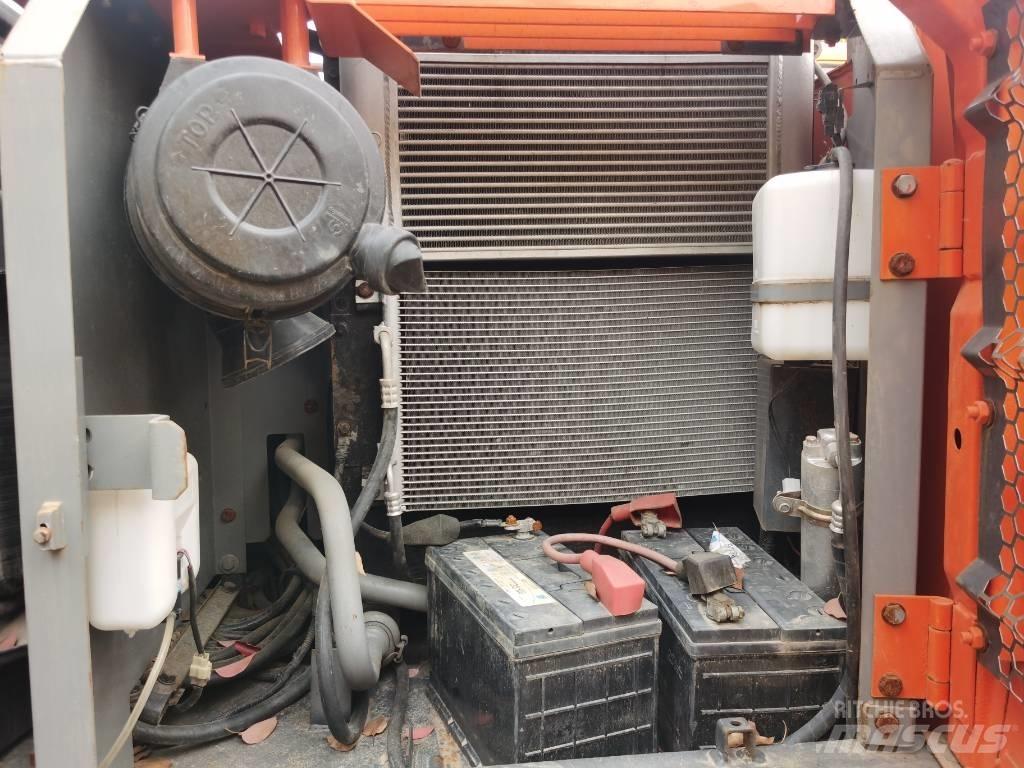 Hitachi ZX 120 Bagri goseničarji