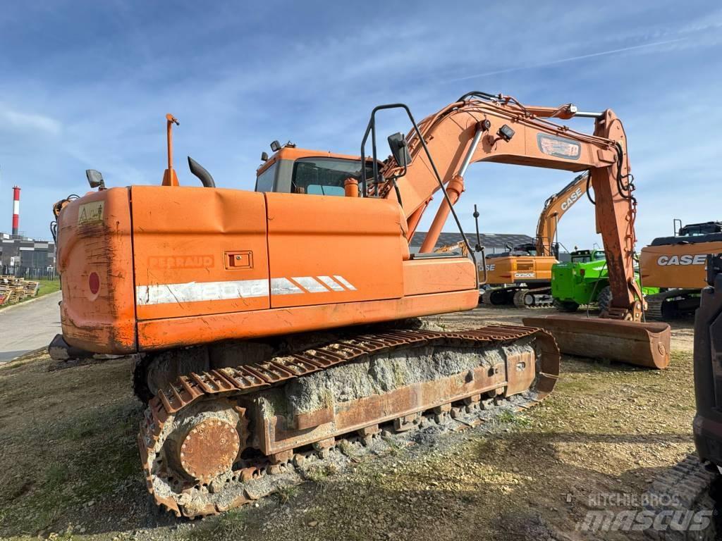 Doosan DX 180 LC Bagri goseničarji