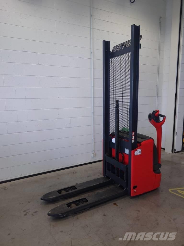 Linde L12i/1172 Ročni električni viličar