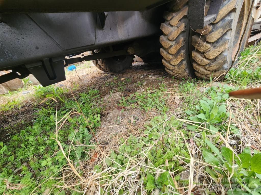 Hyundai ROBEX 2000W Bagri na kolesih