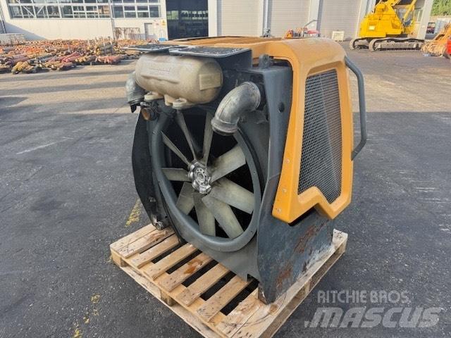 Liebherr L 556 Radiatorji