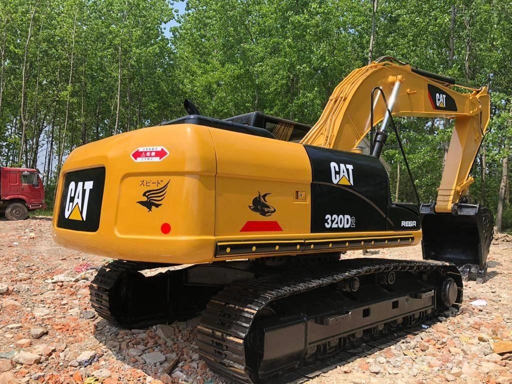 CAT 320D2 Bagri goseničarji
