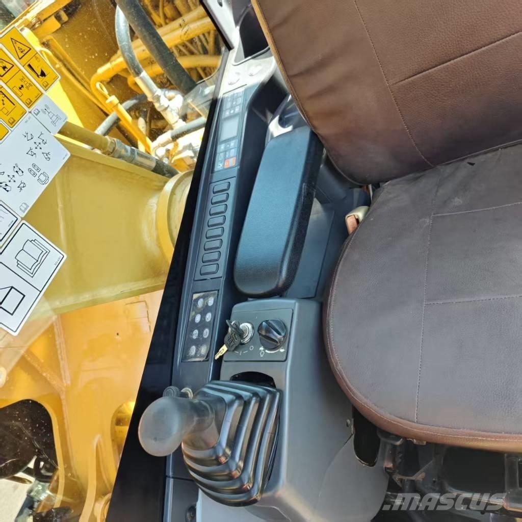 CAT 320 D Bagri goseničarji