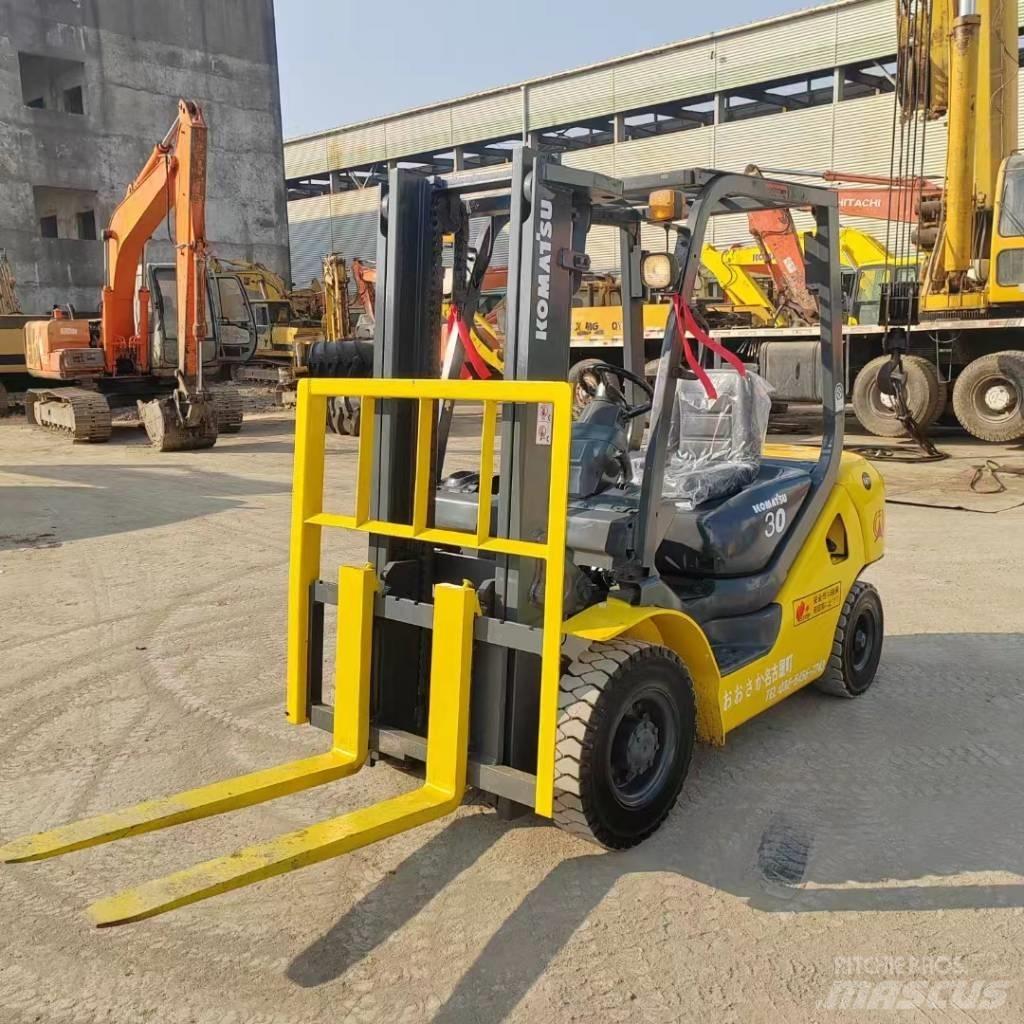 Komatsu FD 30 Dizelski viličarji