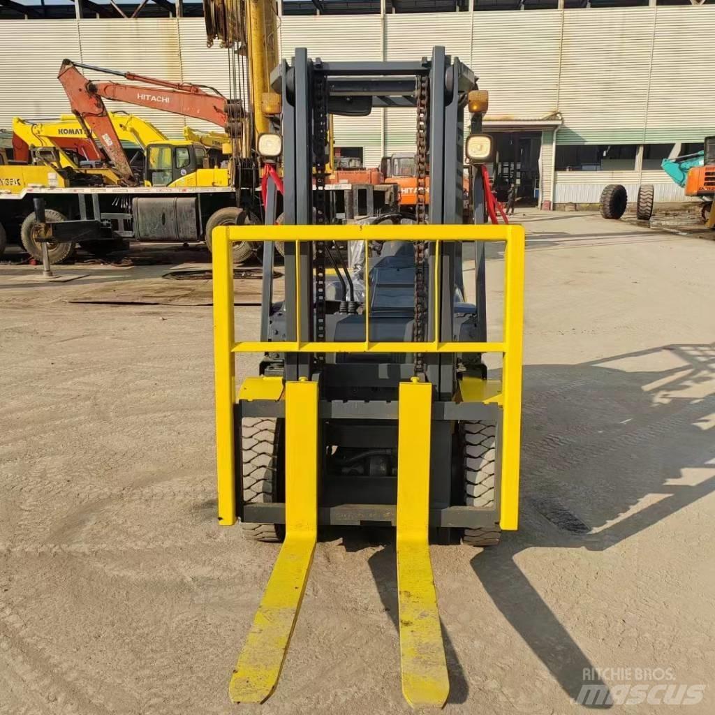 Komatsu FD 30 Dizelski viličarji