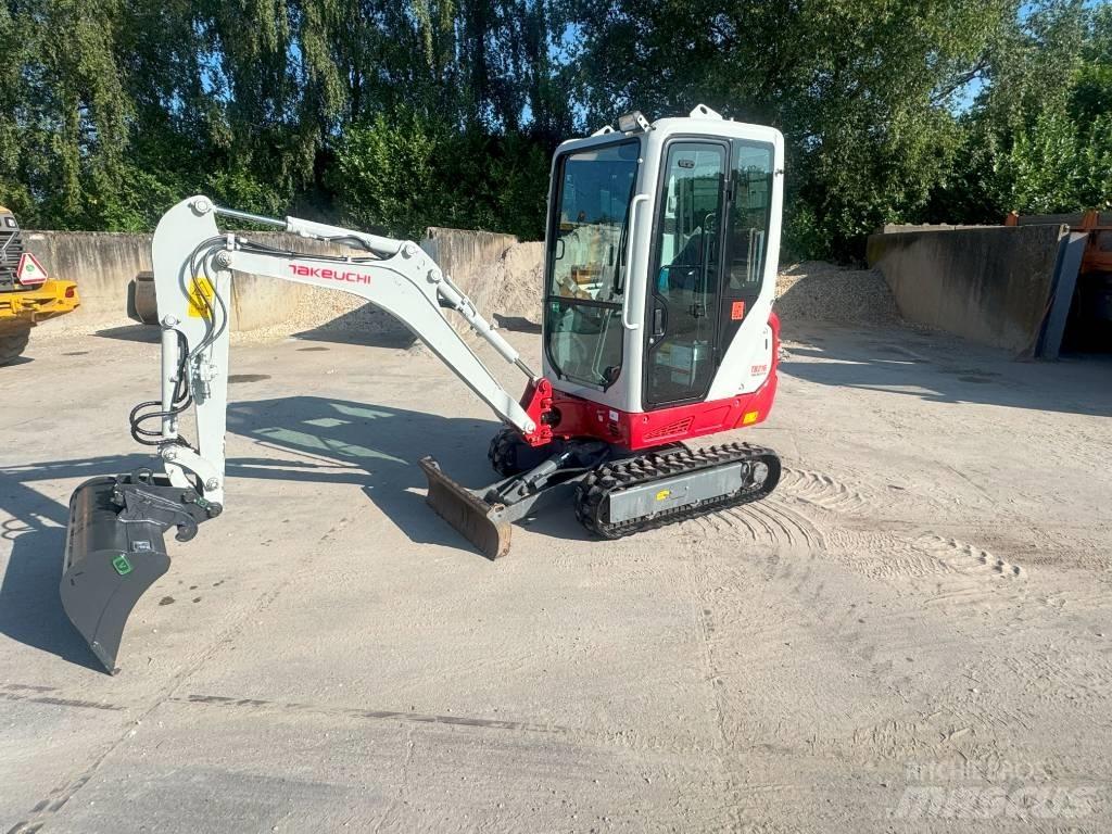 Takeuchi TB 216 Mini bagri <7t