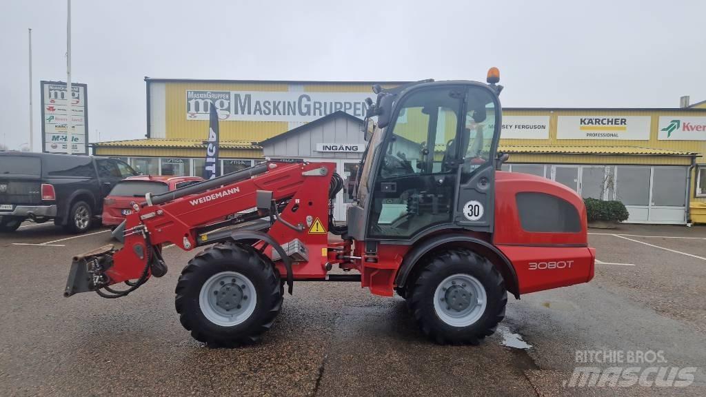 Weidemann 3080 T Kmetijski teleskopski nakladalci