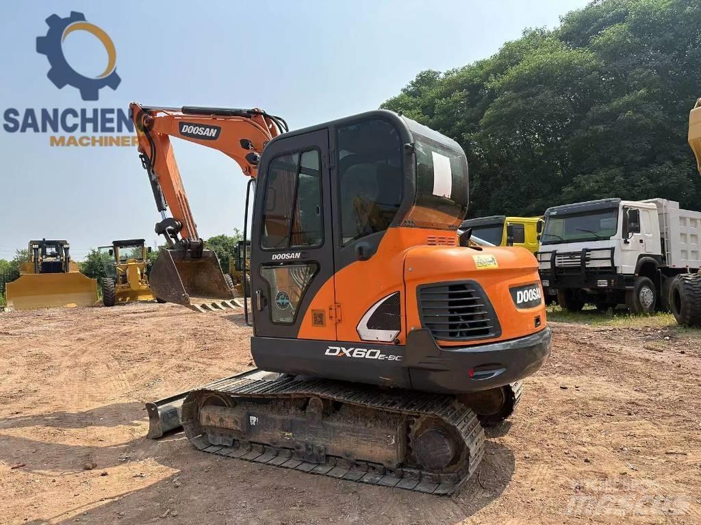 Doosan DX 60 Mini bagri <7t