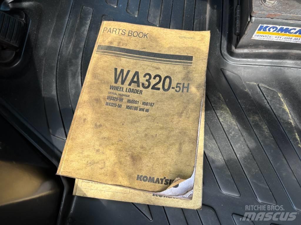 Komatsu WA 320-5 Kolesni nakladalci