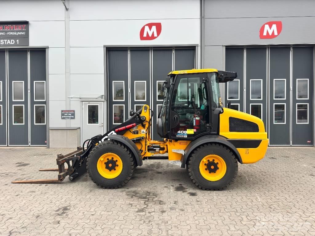 JCB 409 Kolesni nakladalci