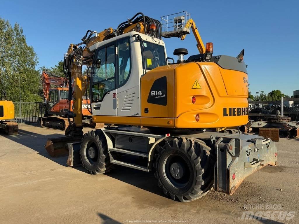 Liebherr A 914 Bagri na kolesih