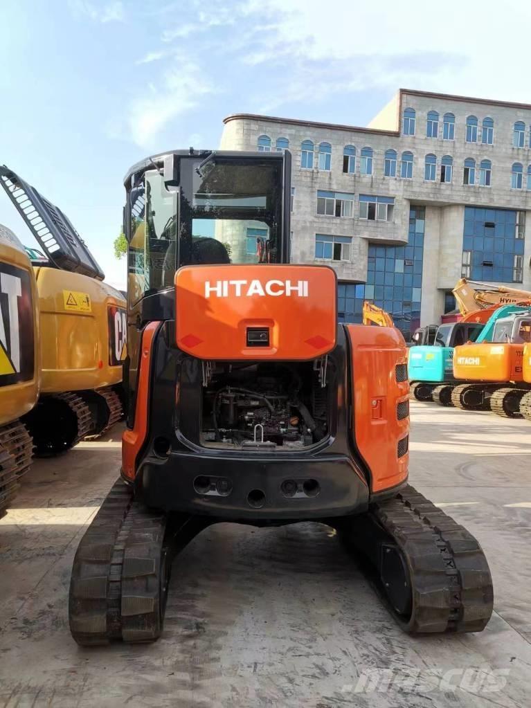 Hitachi ZX55USR Mini bagri <7t