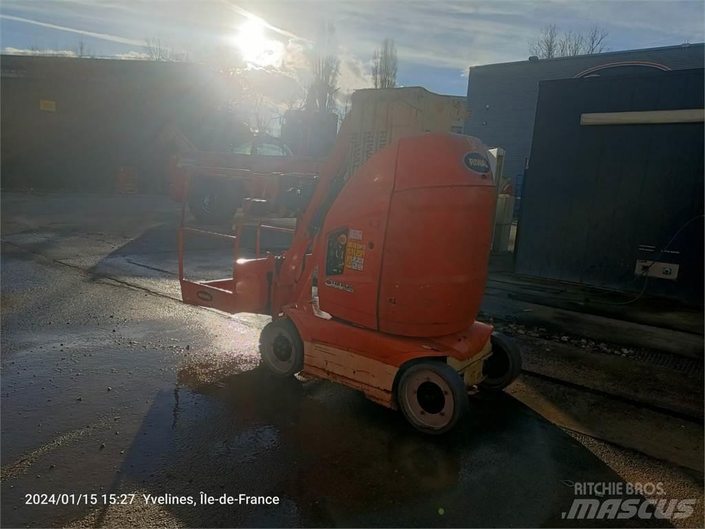 JLG T10E Druga dvigala in dvižne ploščadi