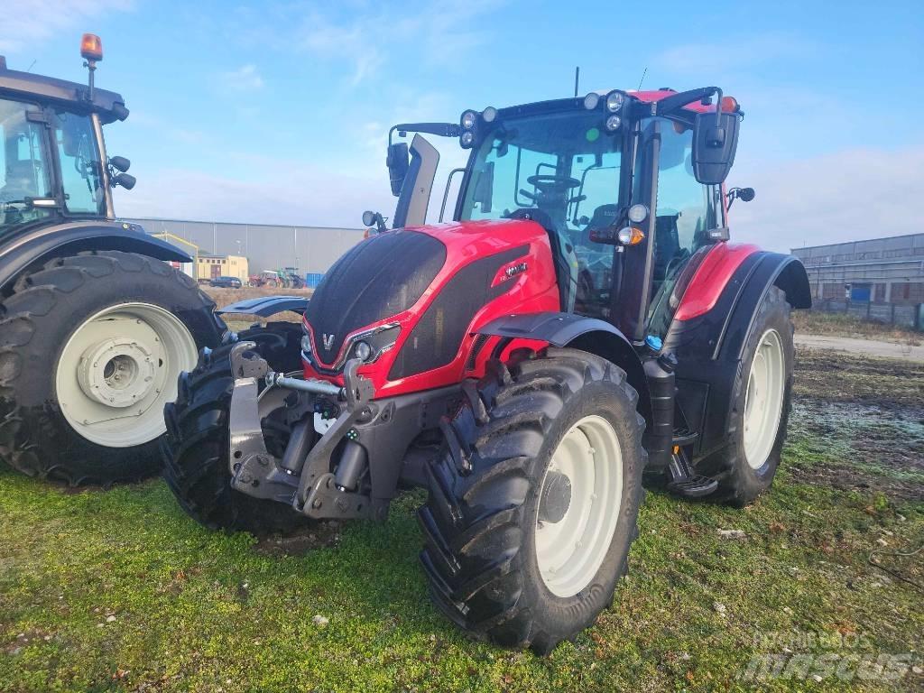 Valtra N 155 Versu Traktorji