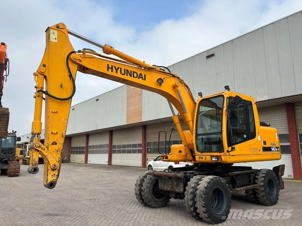 Hyundai 140W-7 Bagri na kolesih