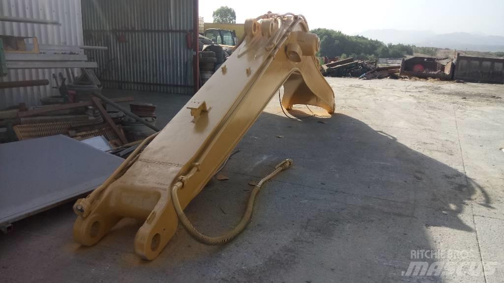 CAT 245 Boom in dipper roke