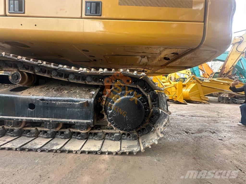 CAT 330 Bagri goseničarji