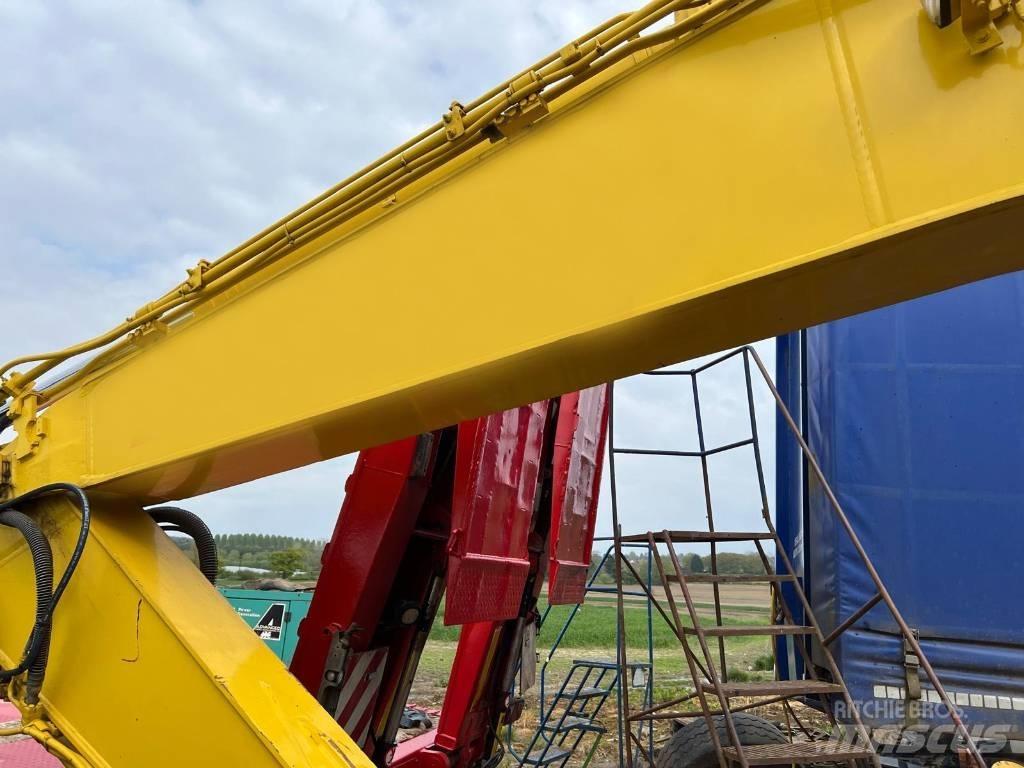 Komatsu PC 228 USLC Bagri goseničarji