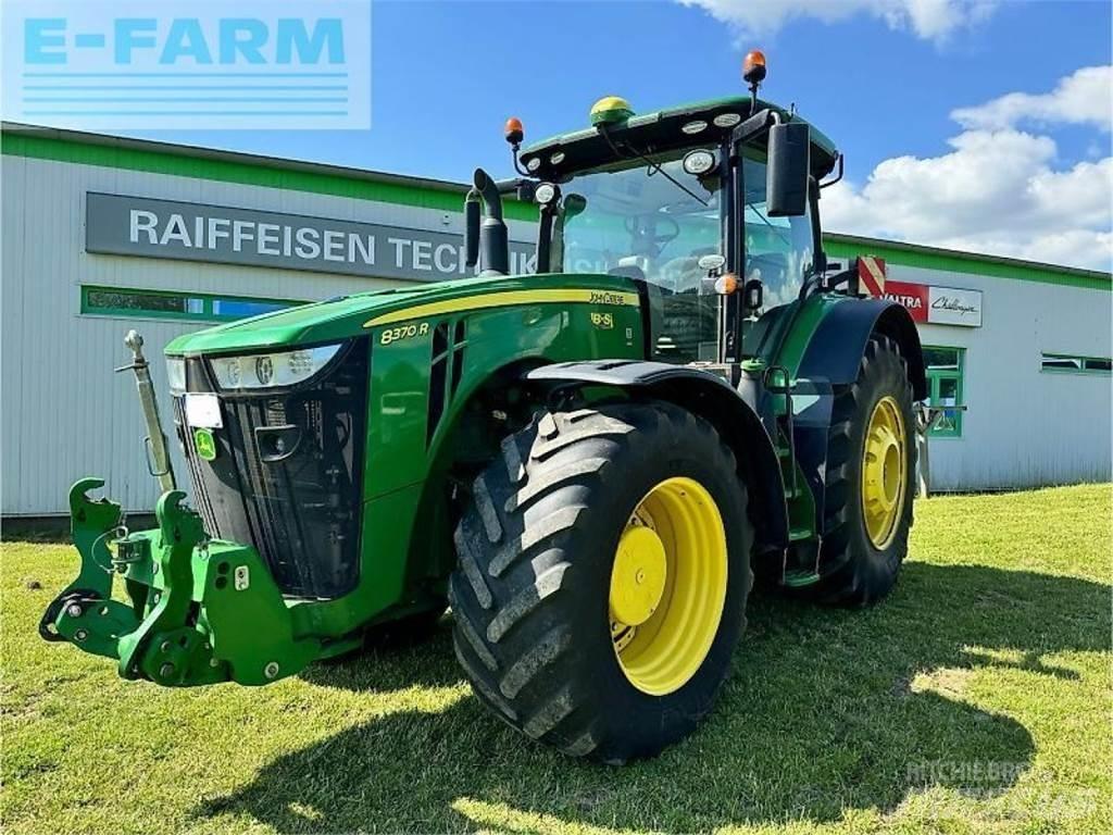 John Deere 8370 r Traktorji