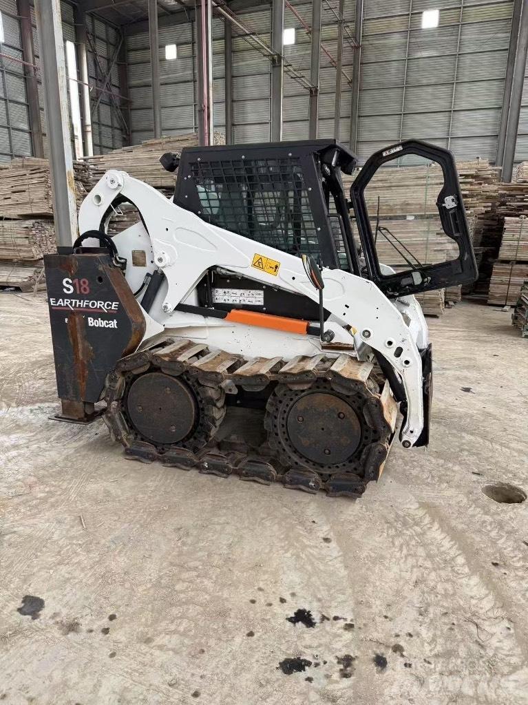 Bobcat S 18 Skid steer mini nakladalci