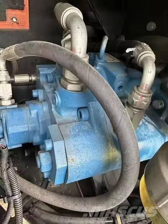 Doosan DX 75 Bagri goseničarji