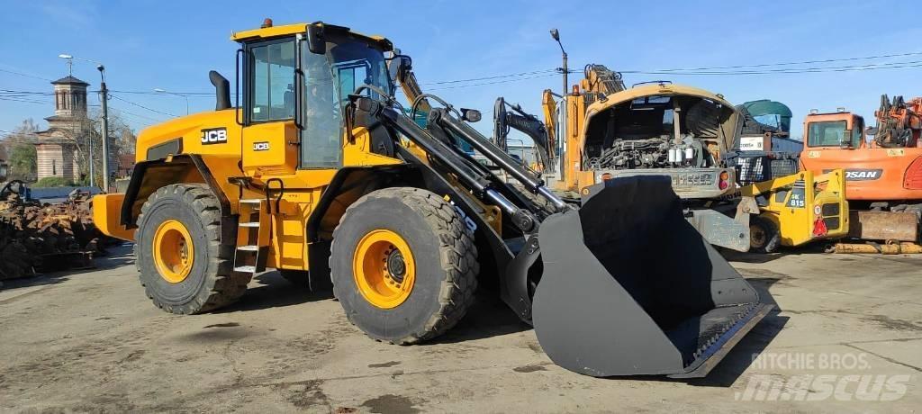 JCB 457 HT Kolesni nakladalci