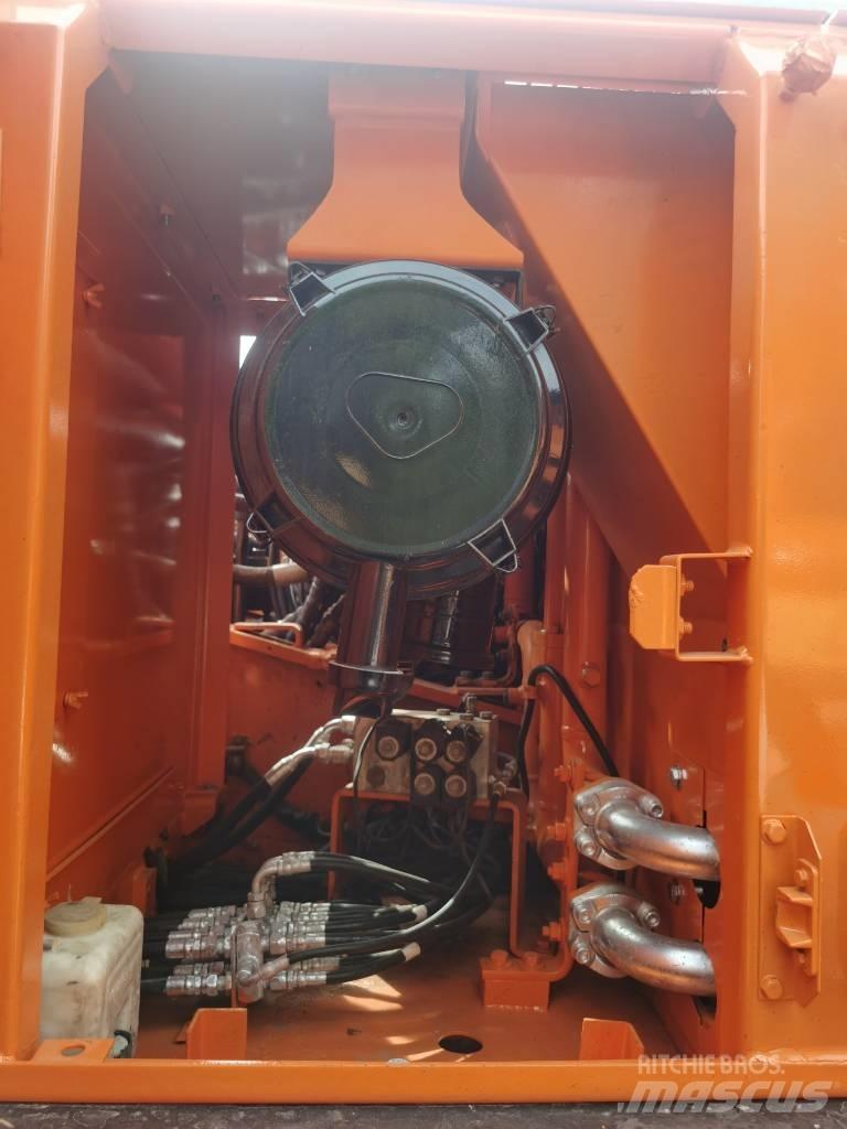 Doosan DX 225 LC-9 Bagri goseničarji
