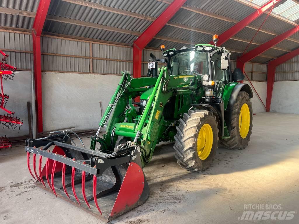John Deere 6120 M Traktorji