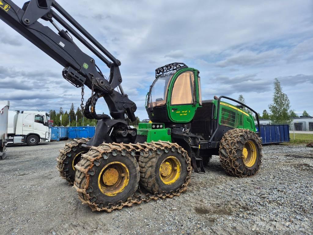 John Deere 1270E Harvesterji