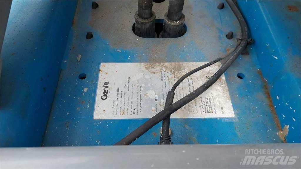 Genie GS1932 Škarjaste dvižne ploščadi