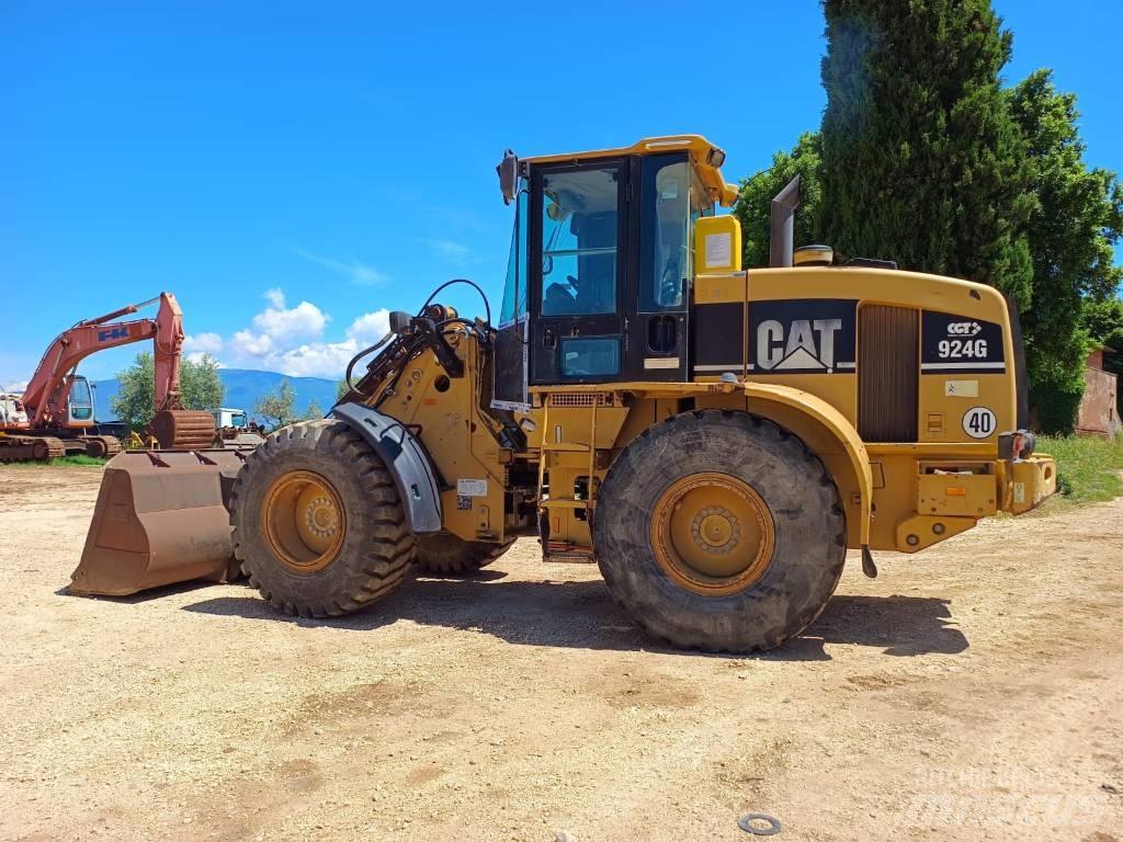 CAT 924 G Kolesni nakladalci