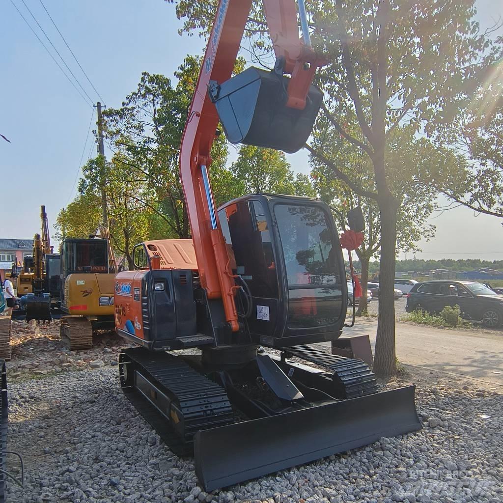 Hitachi ZX 70 Mini bagri <7t