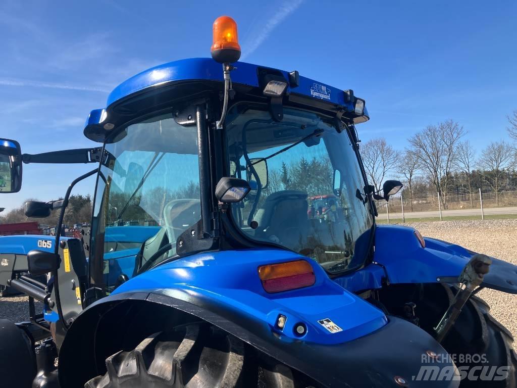 New Holland TS 115 A Traktorji