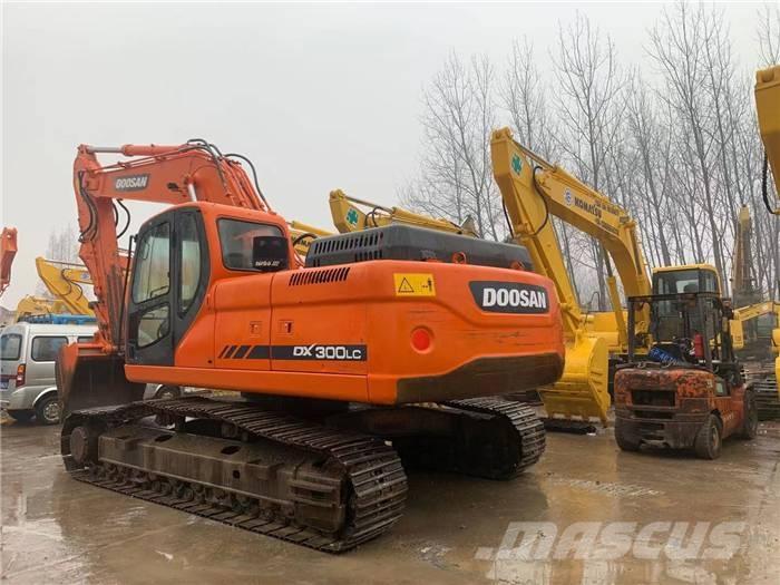 Doosan dx300 Bagri goseničarji