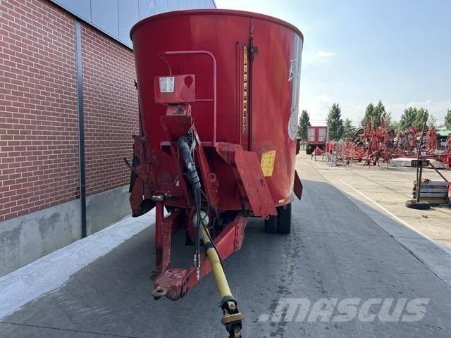 Peecon 26M³ Mešalne hranilnice