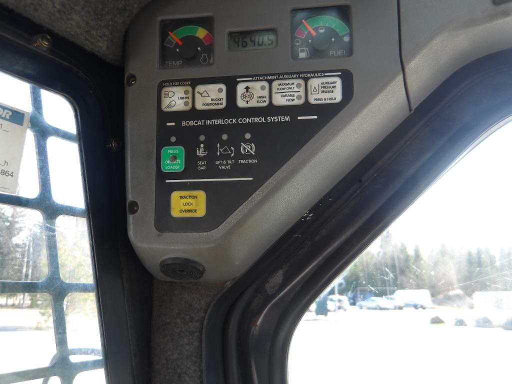 Bobcat S250 Skid steer mini nakladalci