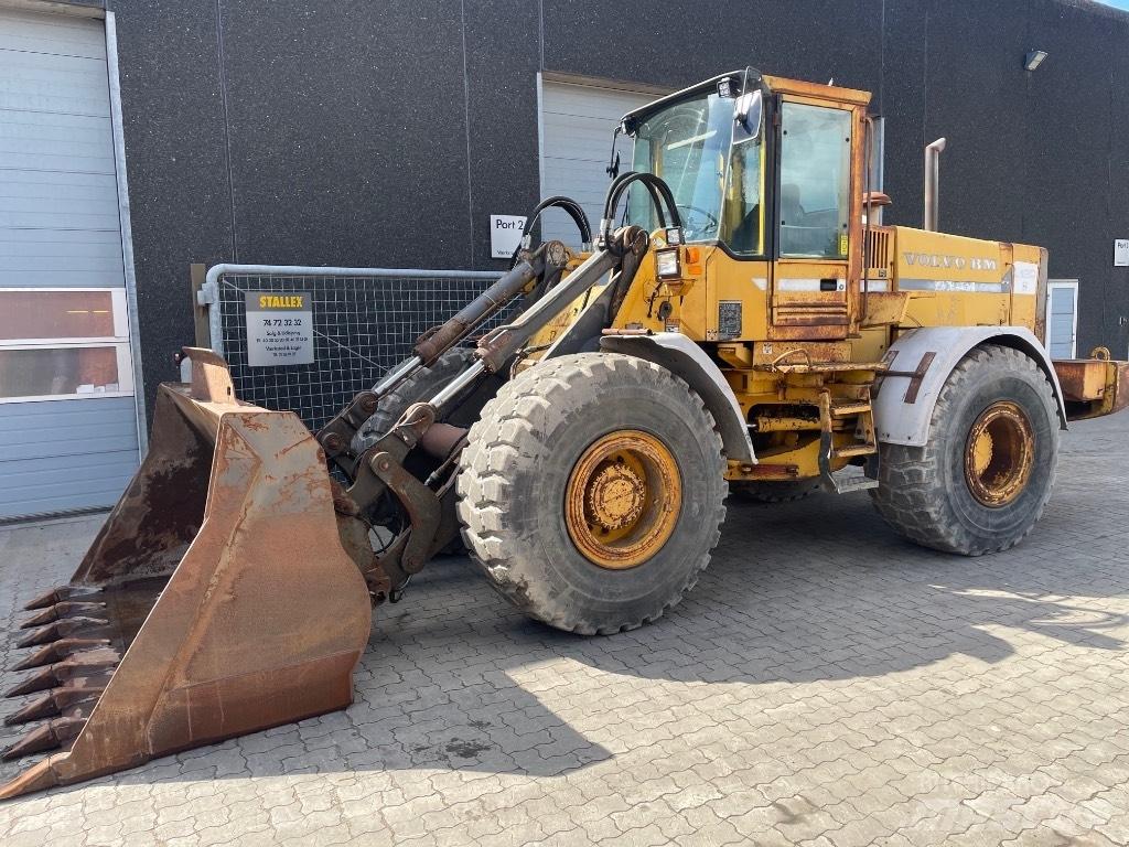 Volvo L120B Kolesni nakladalci