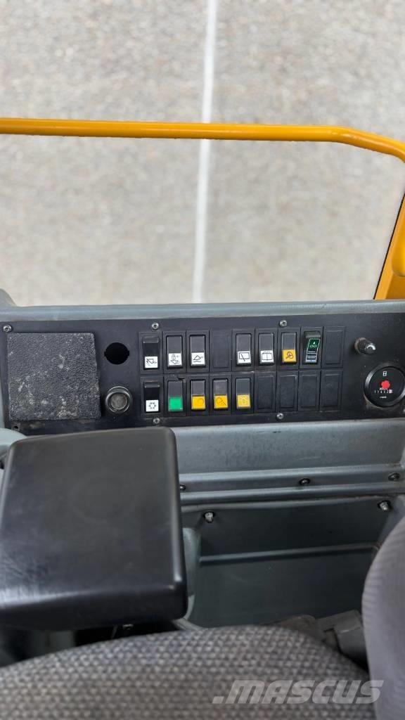 Volvo L 90 E Kolesni nakladalci